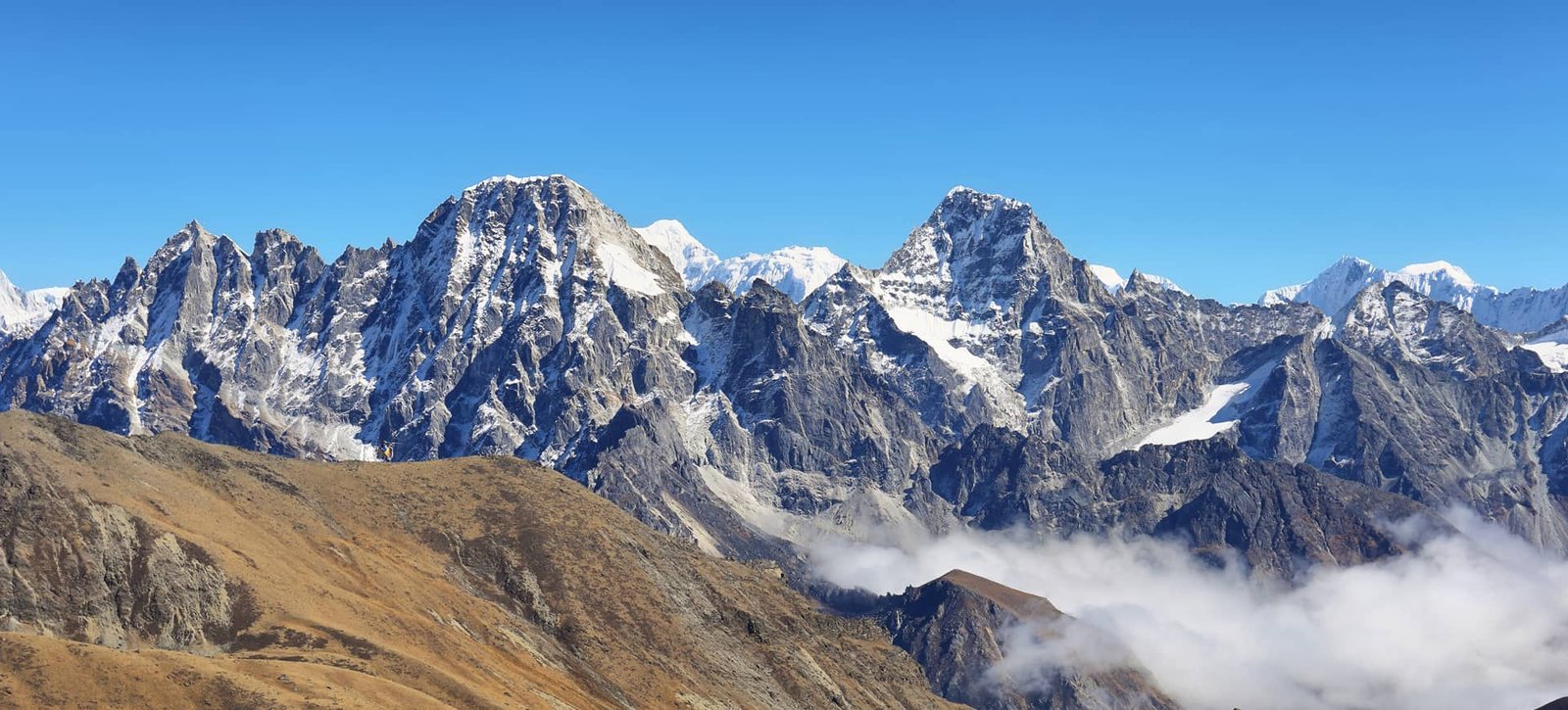 Traveller enjoying a Himalayan mountain view