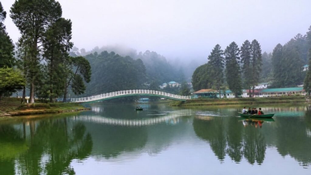 Mirik Lake with Sumendu footbridge and boats near Darjeeling